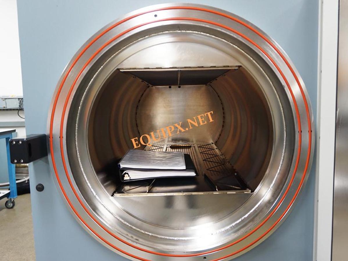 Used 2015 Yield Engineering 450 PB12-2P-CP Polyimide bake oven for maximum 300mm wafers