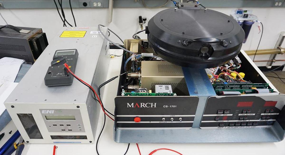 Used March CS1701 Single wafer Reactive Ion Etcher, ENI 600w 13.56mhz Rf power supply, Fomblin pump, Chiller