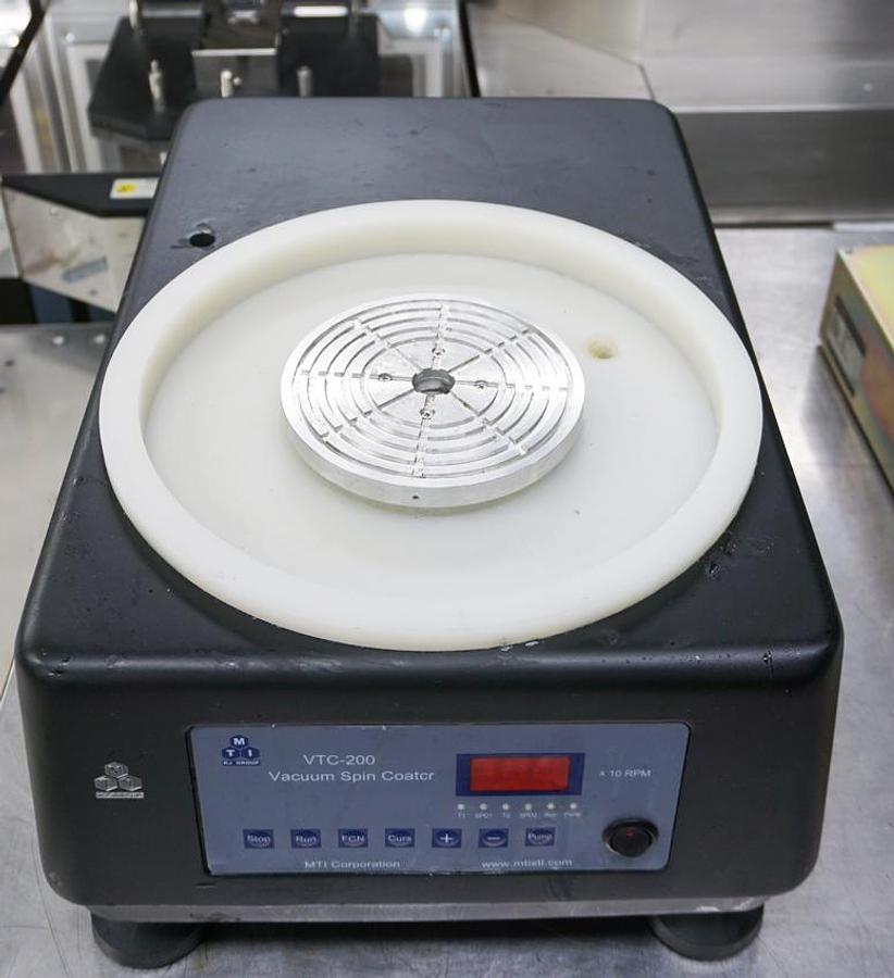 Used MTI VTC-200 Programmable spin coater for maximum 8" substrate
