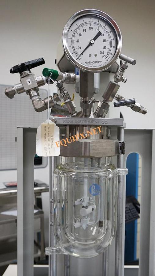 Used Parr 5112 low pressure stirred reactor with speed controller and 1500ml jacketed reaction vessel and 4848 controller