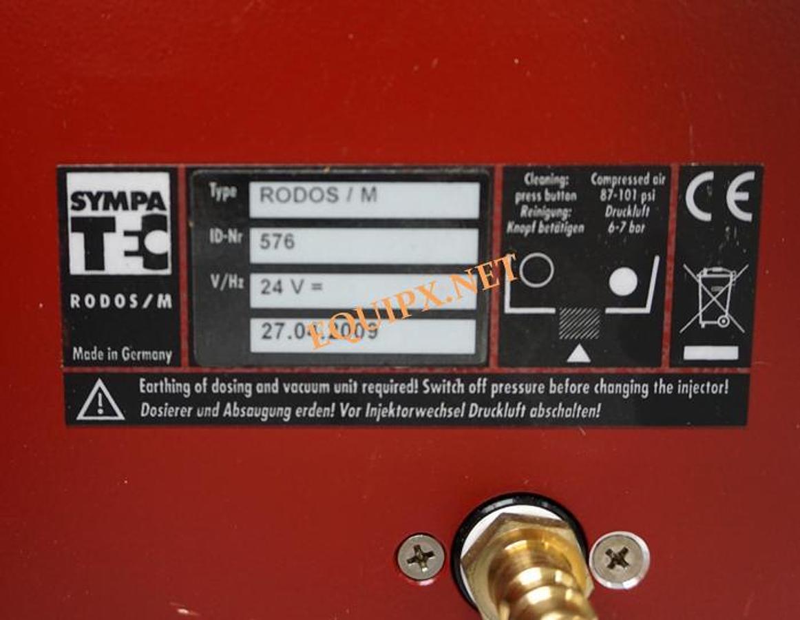 Used Sympatec particle size analyzer with powder feeder and liquid dispersion