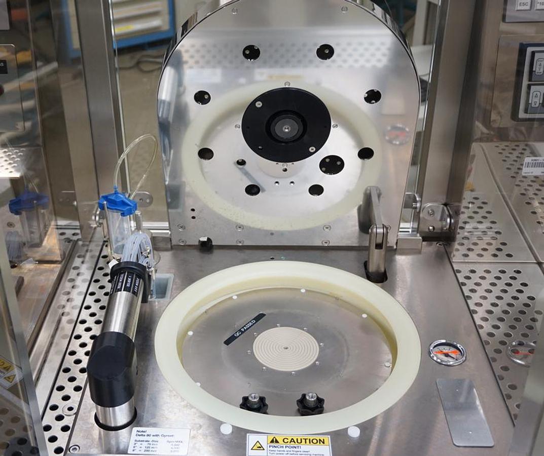 Preowned 2008 Suss Microtec Delta 80RC T3 HMDS Spin Coater with Hot plate and HMDS module