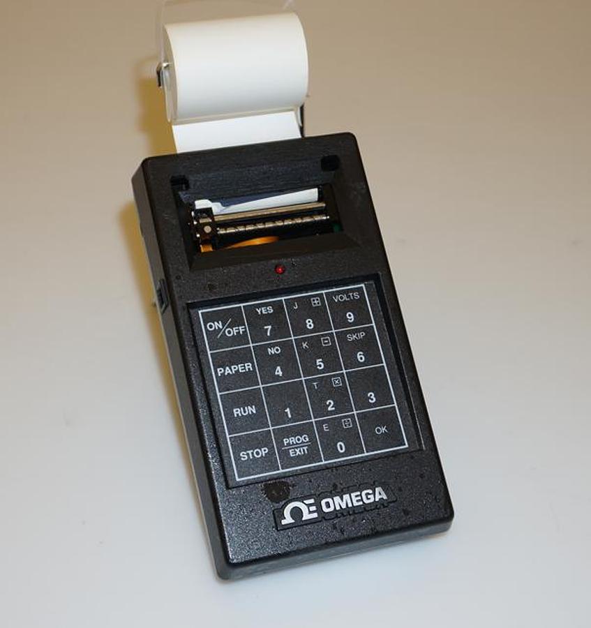 Used Omega OM-550 Temperature Recorder