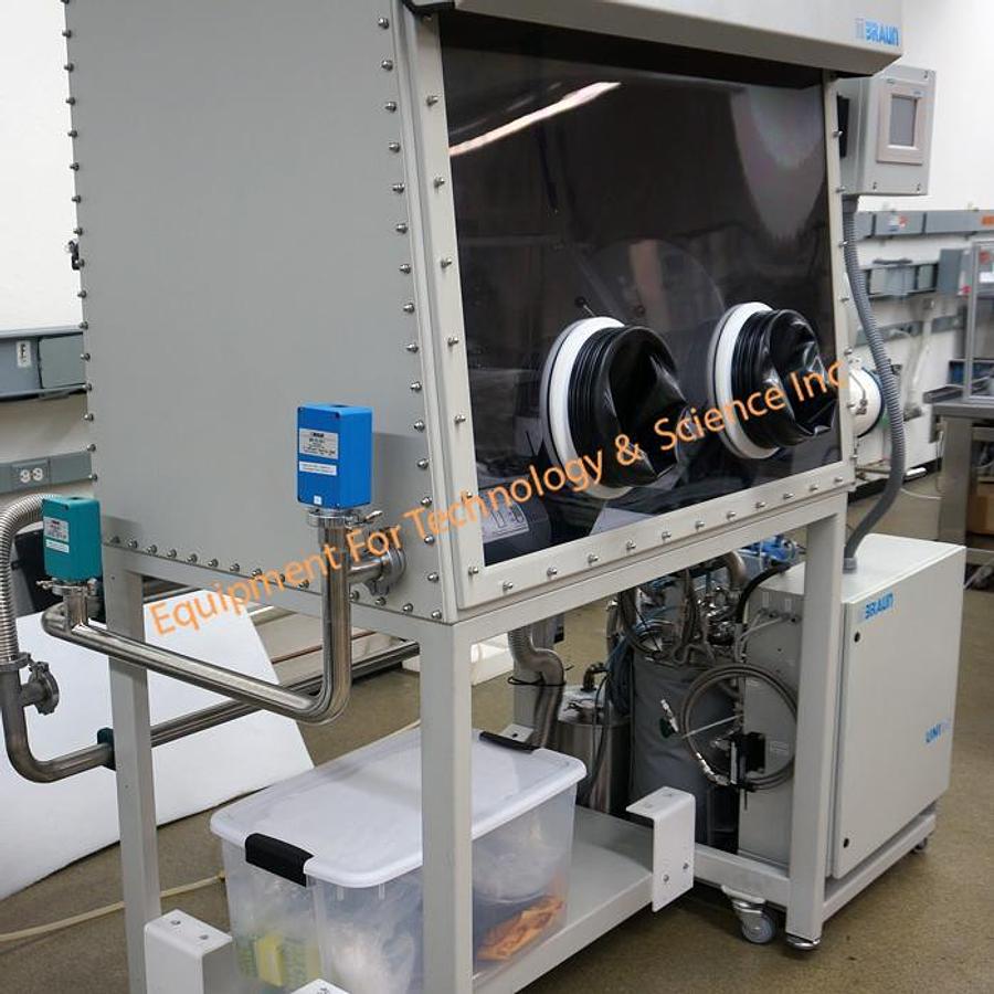 Used Mbraun Unilab glovebox with gas purifier, moisture and oxygen monitor