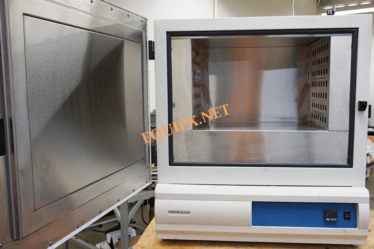 Used Thermo Lindberg BlueM MO1440A-1 convection oven max 300C