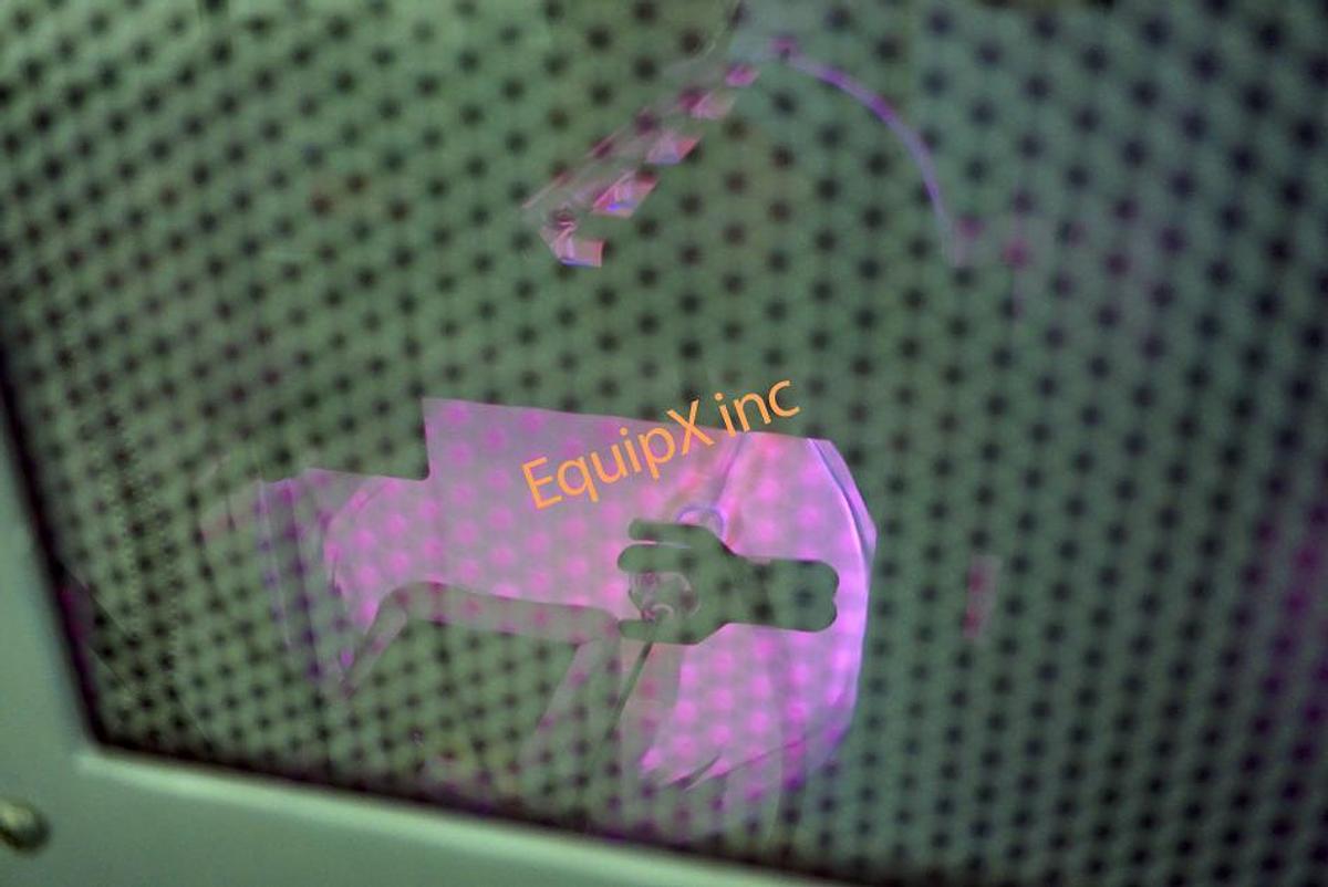 Used Gasonics 9104 plasma asher (never installed with new control box)