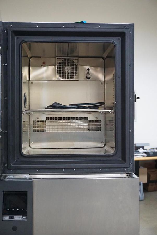 Refurbished 2018 Espec BTL-433 Temperature Humidity Chamber with Watlow F4T controller, -20C to 180C, 115vac
