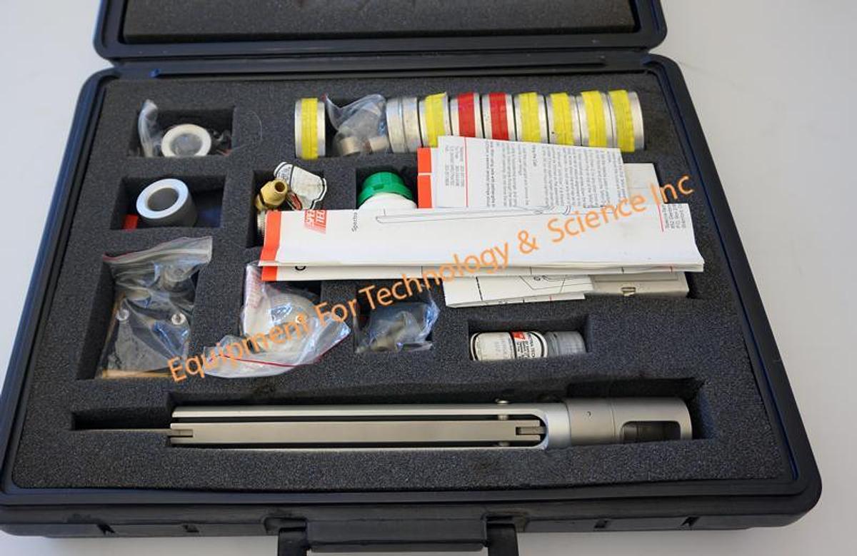 Used Spectra-Tech FT-IR 0022-500 Acces. start up kit with KBr pellet press