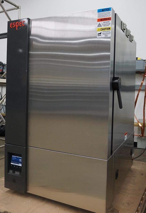 Refurbished Espec BTZ-475 Temperature Chamber with Watlow F4T touch screen controller