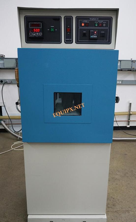 Used Tenney TUJR temperature chamber -75 to 200C, 115v