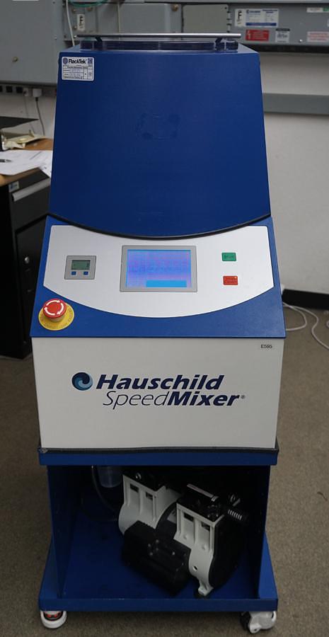 Used 2020 Hauschild DAC 1100.2 VAC speedmixer with maximum weight capacity per container 1100 grams