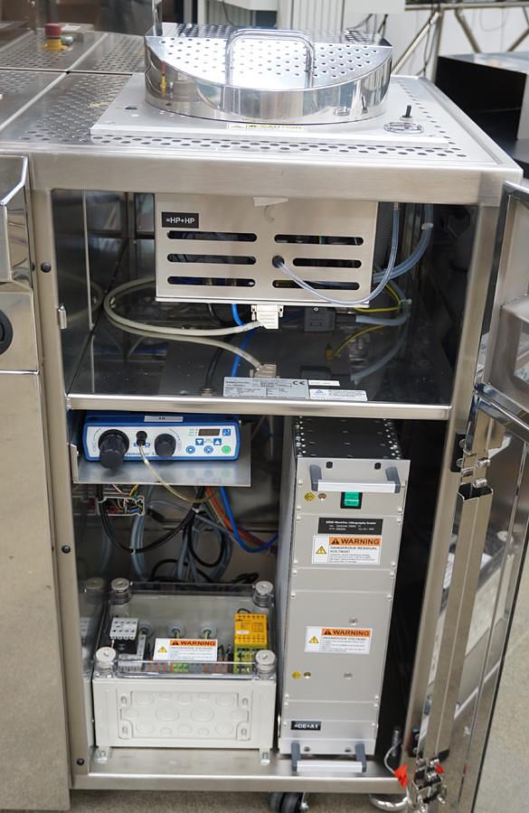 Preowned 2008 Suss Microtec Delta 80RC T3 HMDS Spin Coater with Hot plate and HMDS module