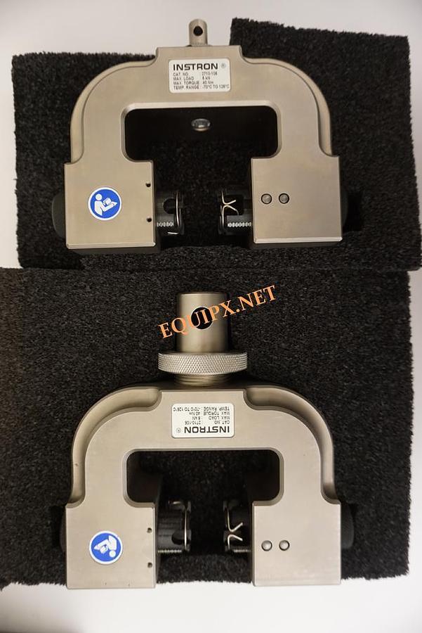 Used Instron 2710-106 6KN (1350lbf)  Brand NEW screw grips with jaw faces