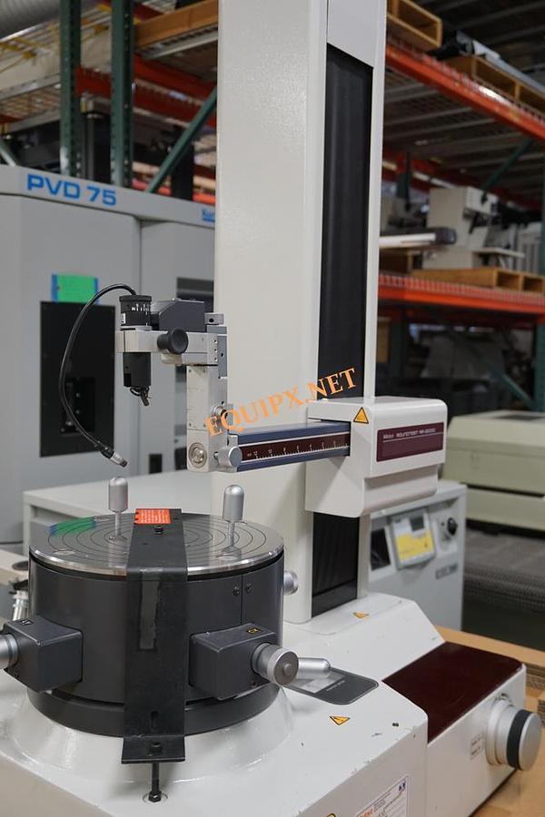 Used Mitutoyo RA2200AH roundness tester