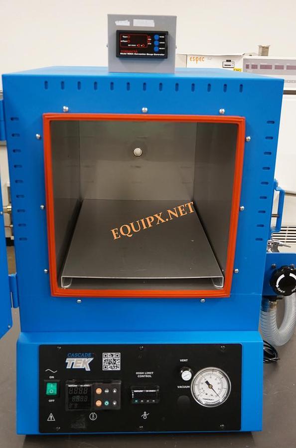 Used Cascade Tek TVO-2 vacuum oven- max temp 220C (428F) 12x12x19d chamber