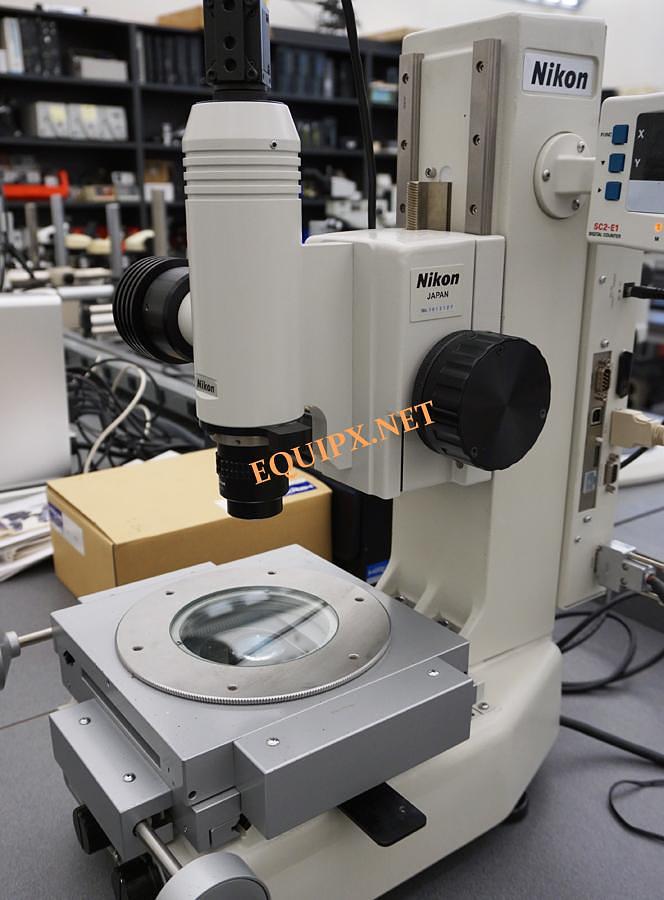 Used Nikon MM200 toolmakers microscope