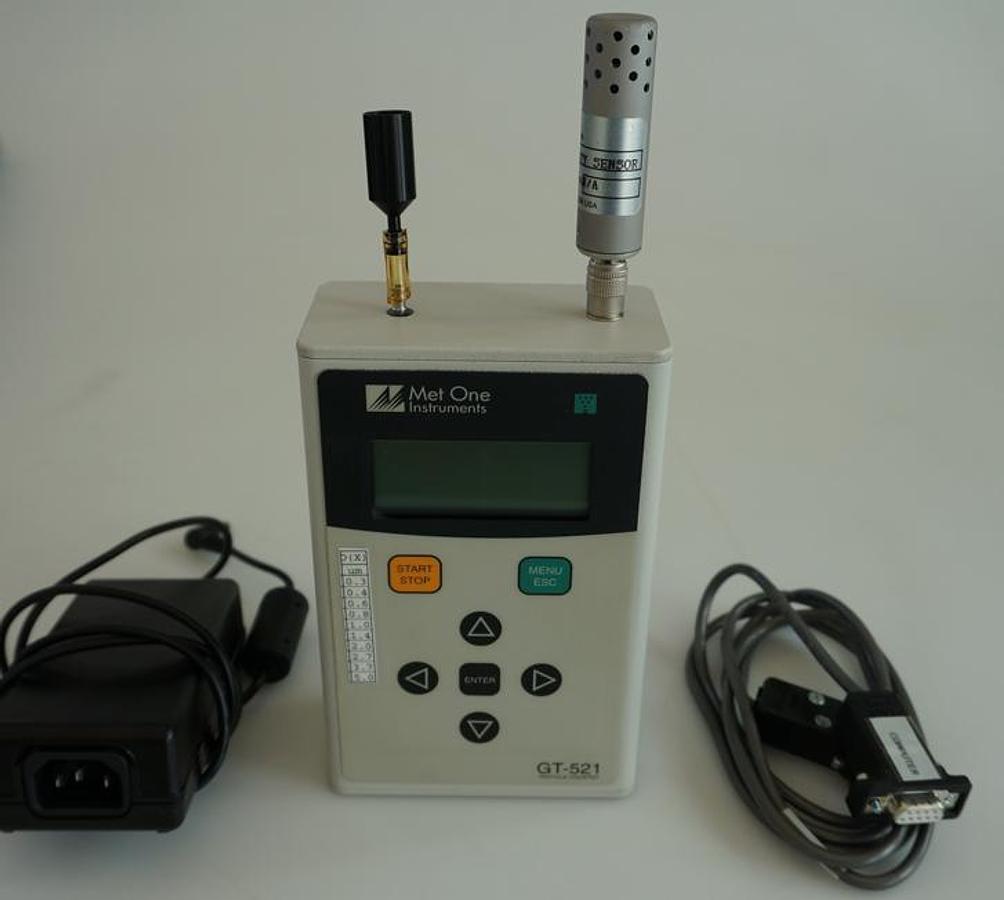Used Met One GT521 0.3um particle counter with temp/humidity probe