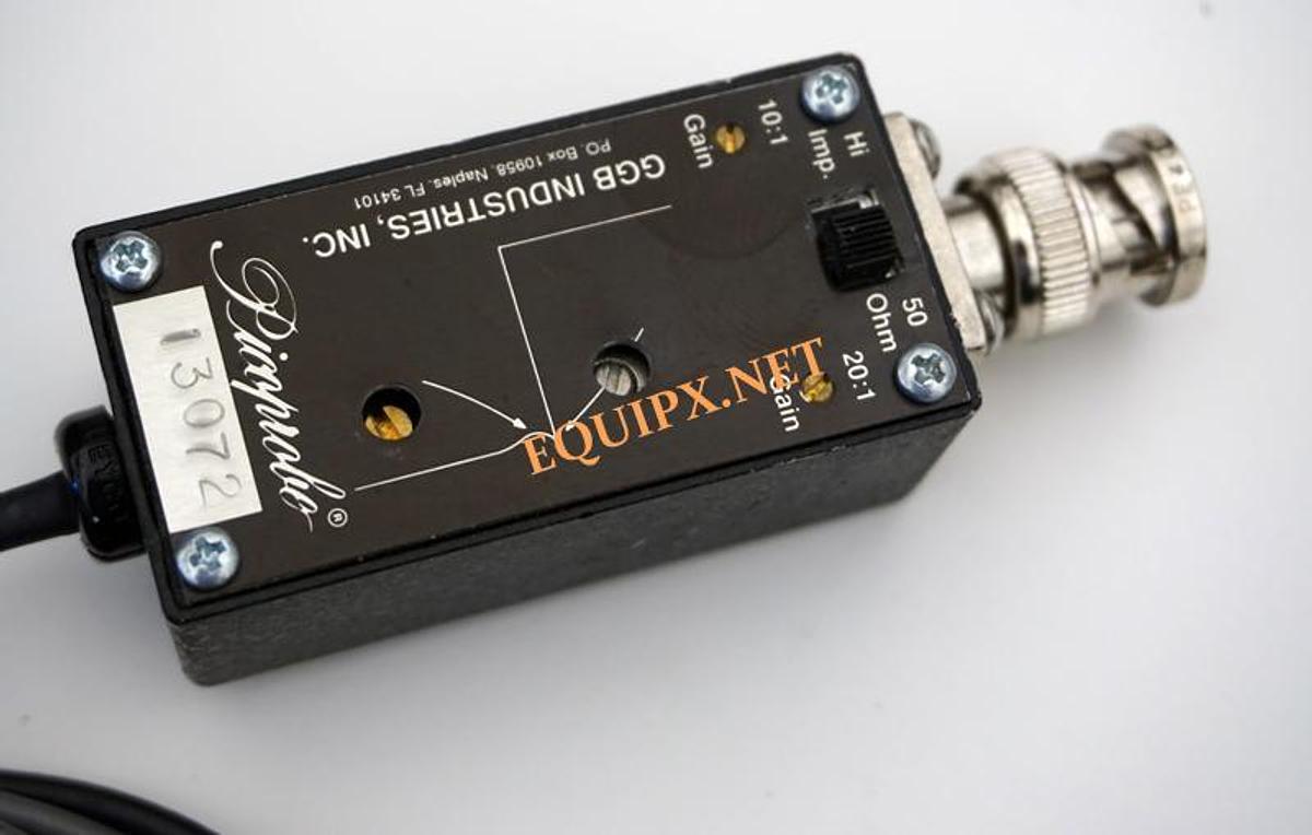 Used Cascade Microtech DCM-210V submicron positioner with vacuum base and 12C Picoprobe