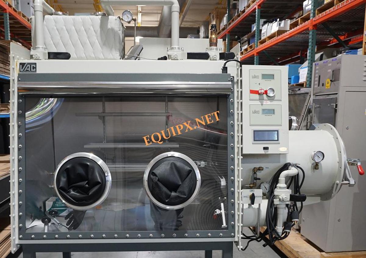 Used VAC OMNI-LAB 2 port Glovebox with oxygen and moisture monitoring (2010)
