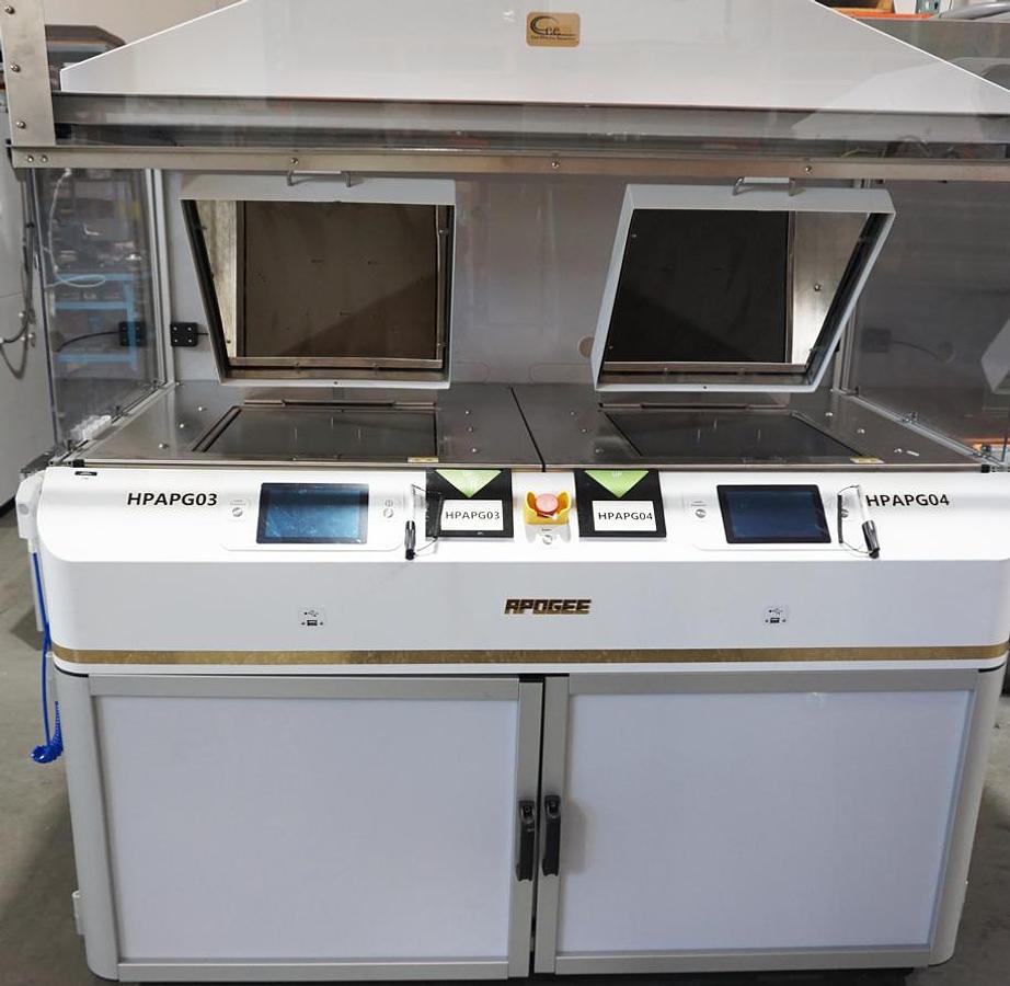 Refurbished CEE Apogee XPRO II Dual Hotplate Workstation for substrates to 300mm and maximum temperature 300C