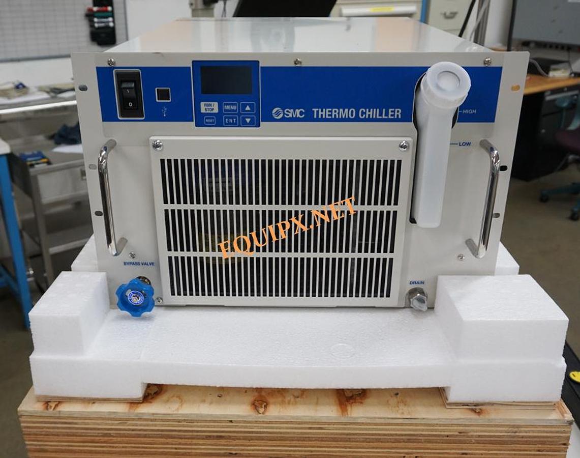 Used SMC HRR012-AN-20-MU Thermo Chiller 1200w, Air-cooled, 200-230v/1ph- NEW UNUSED