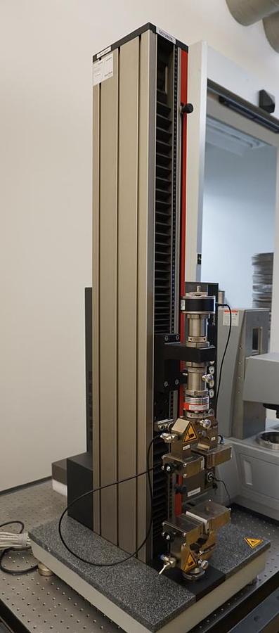 Refurbished 2017 Zwick/Roell Z0.5TN Testing machine for tensile and compression with 500N (112lbf) load capacity Includes 50N and 500N load cells, 1 pair pneumatic grips TestXpert III software