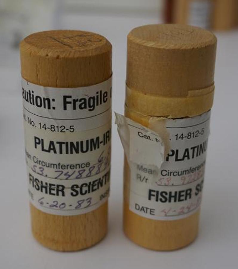 Refurbished 2007 Kruss K100Mk2 tensiometer with Windows 7 PC, software, temperature circulator, and Metrohm 765 dosimeter