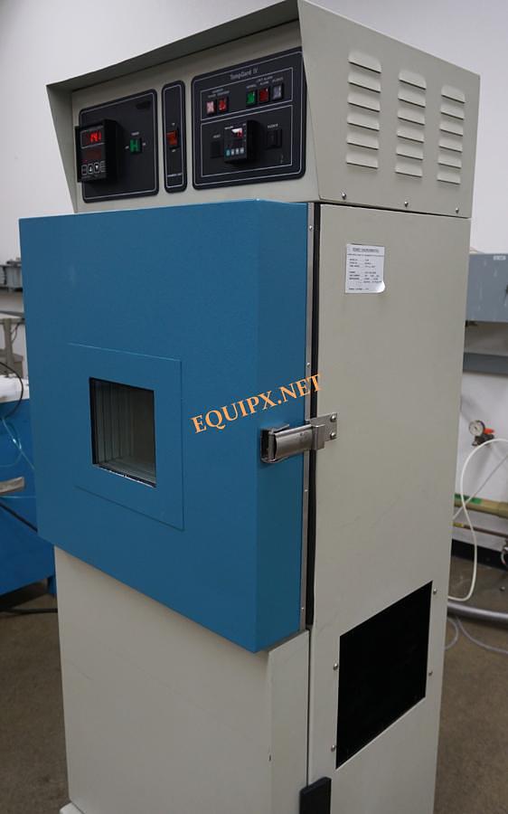 Used Tenney TUJR temperature chamber -75 to 200C, 115v