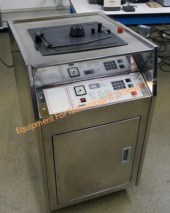 Used karl Suss RC-5 spin coater with Gyrset for max 5in substrates