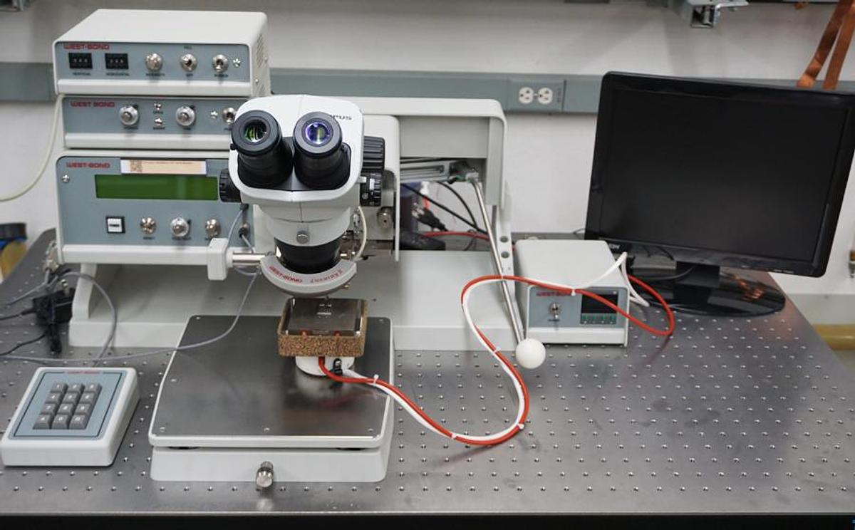 Used Westbond 4KE Semiautomatic convertible wire bonder