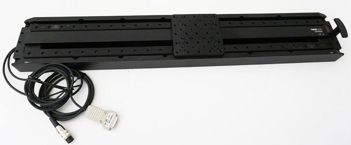 Used Thorlabs DDS600 linear stage with 600mm travel