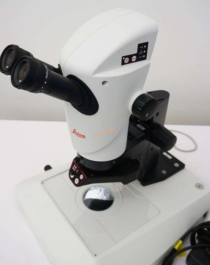 Used Leica S9i stereozoom Microscope with Integrated 10mp digital camera, Leica LED ringlight and EL3000 Ergo transmitted light base