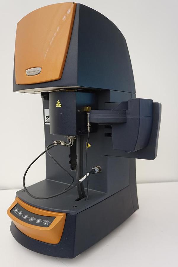 Preowned TA Instruments Discovery Series TGA1 Thermogravimetric Analyzer with 4 gas delivery