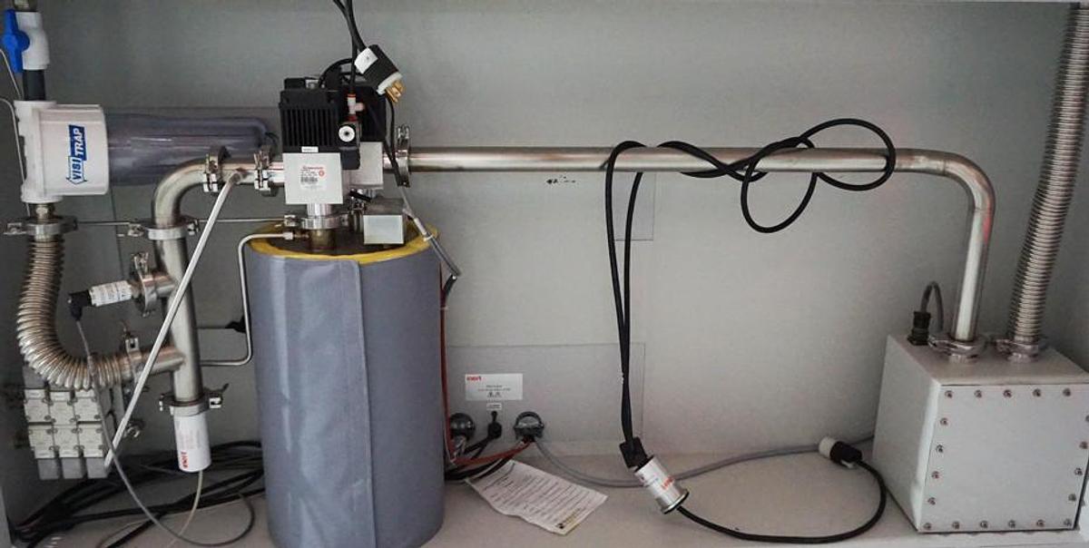 Refurbished 2017 INERT ILab-4GB Workstation with 4 Glove ports, Purifier, O2 and moisture monitors