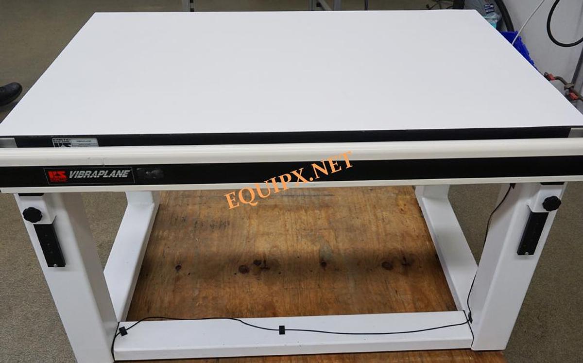 Used Kinetic Systems 9101-02-21 30x48, 800 lb capacity, 2" composite top surfaced with white laminate