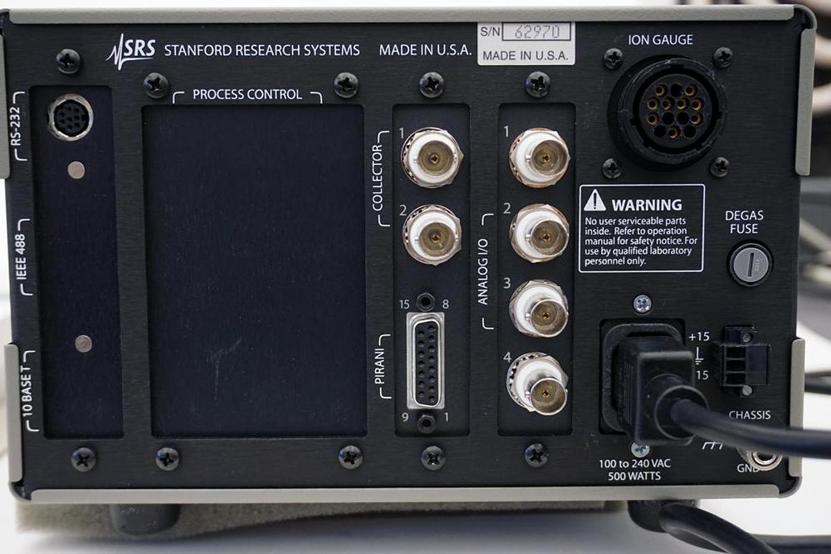 Used Stanford Research IGC-100 Ion gauge controller (NEW UNUSED STILL IN MANUFACTURER'S BOX)