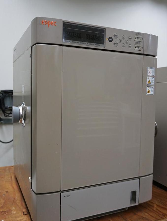 Refurbished 2004 Espec SH-241 Temperature & Humidity Chamber 120v