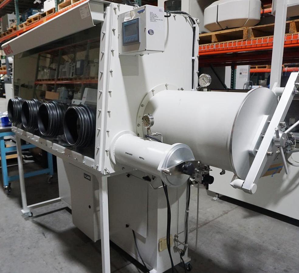 Refurbished 2017 INERT ILab-4GB Workstation with 4 Glove ports, Purifier, O2 and moisture monitors