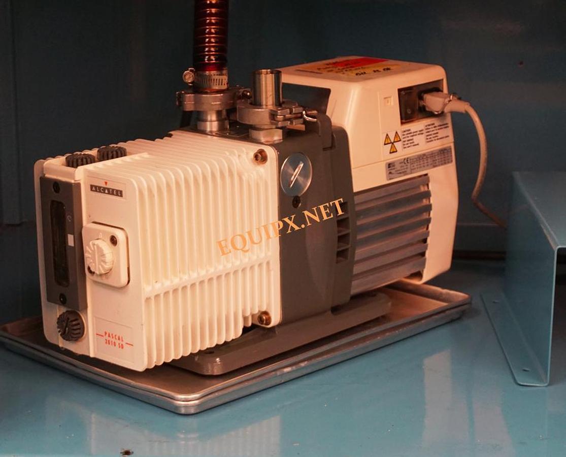 Used Yield Engineering Dual Function YES-58D HMDS and image reversal oven with Alcatel SD2010 pump and cabinet