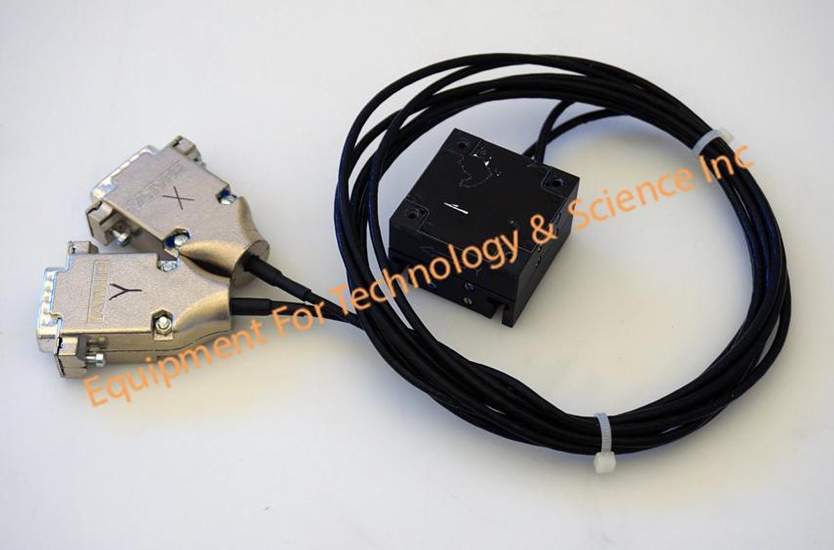 Used PI Physik P-621.2CD 2-Axis xy Piezo 100um x 100um Nanopositioning Stage