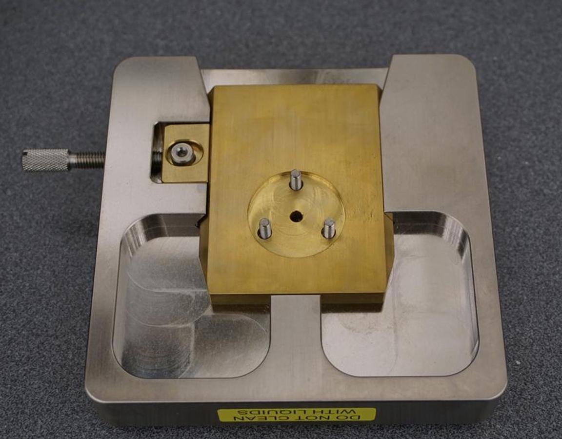 Preowned Bruker Dektak Stage plate