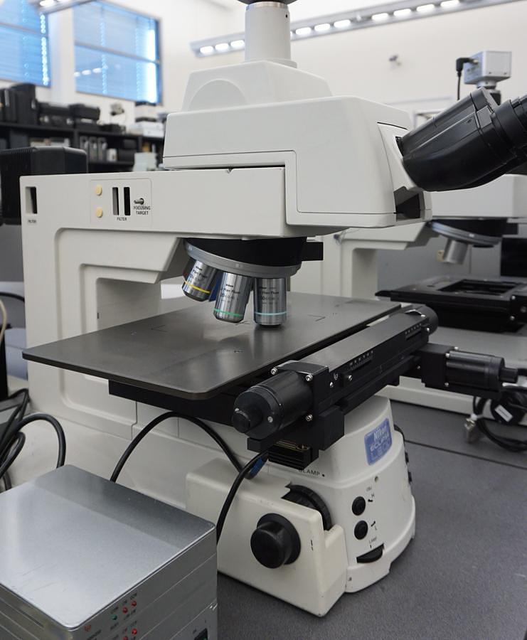 Refurbished Nikon Eclipse L200 Wafer inspection microscope with 8"x8" motorized stage