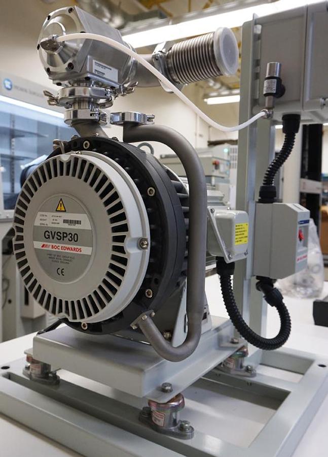 Used Edwards GVSP30 Dry Scroll Pump  NEW UNUSED  20.7cfm