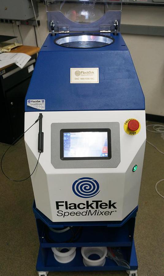 Used 2022 Flacktek DAC1400-1000 VAC Speedmixer