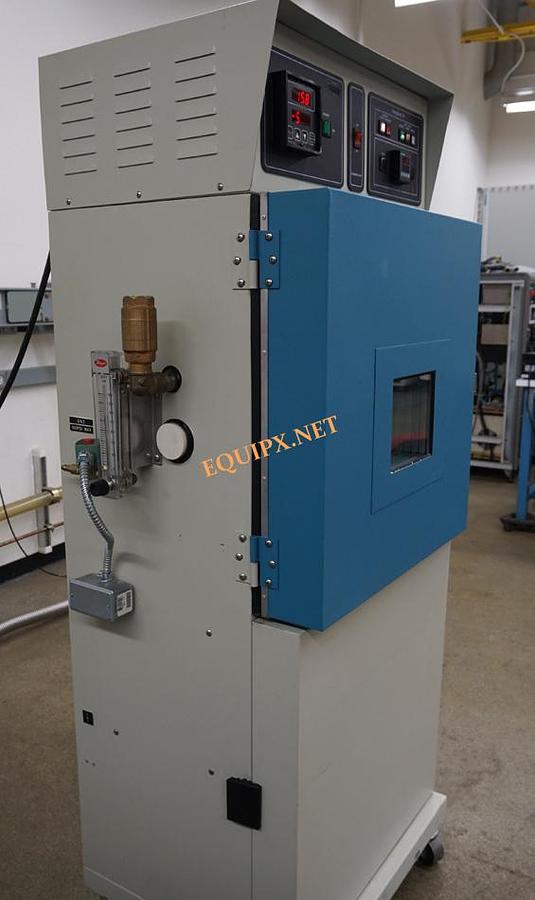 Used Tenney TUJR temperature chamber -75 to 200C, 115v