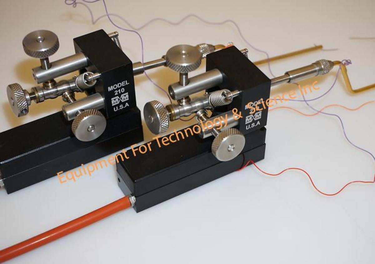 Used Micromanipulator 110/210 micropositioners with 10micron accuracy, vacuum base, and probe arm (NEW UNUSED)