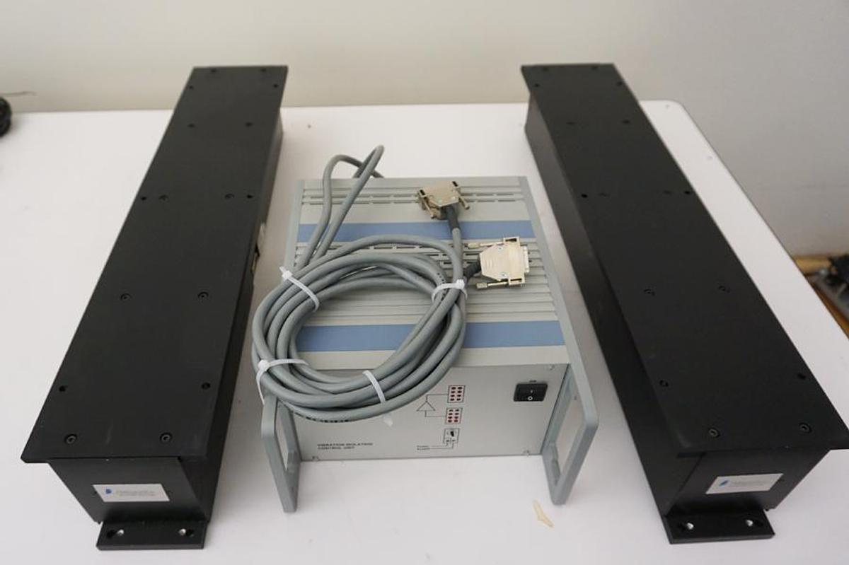 Refurbished Halcyonics Mod 2M Active Vibration Isolation supports with controller