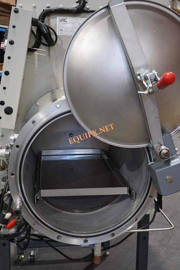 Used VAC OMNI-LAB 2 port Glovebox with oxygen and moisture monitoring (2010)