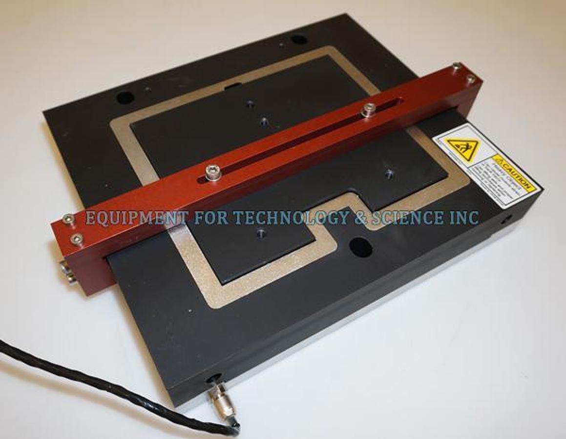 Used PI Physik Instruments P625K018 Z-axis piezo stage with  E-761K001 Digital Piezo Controller PCI card