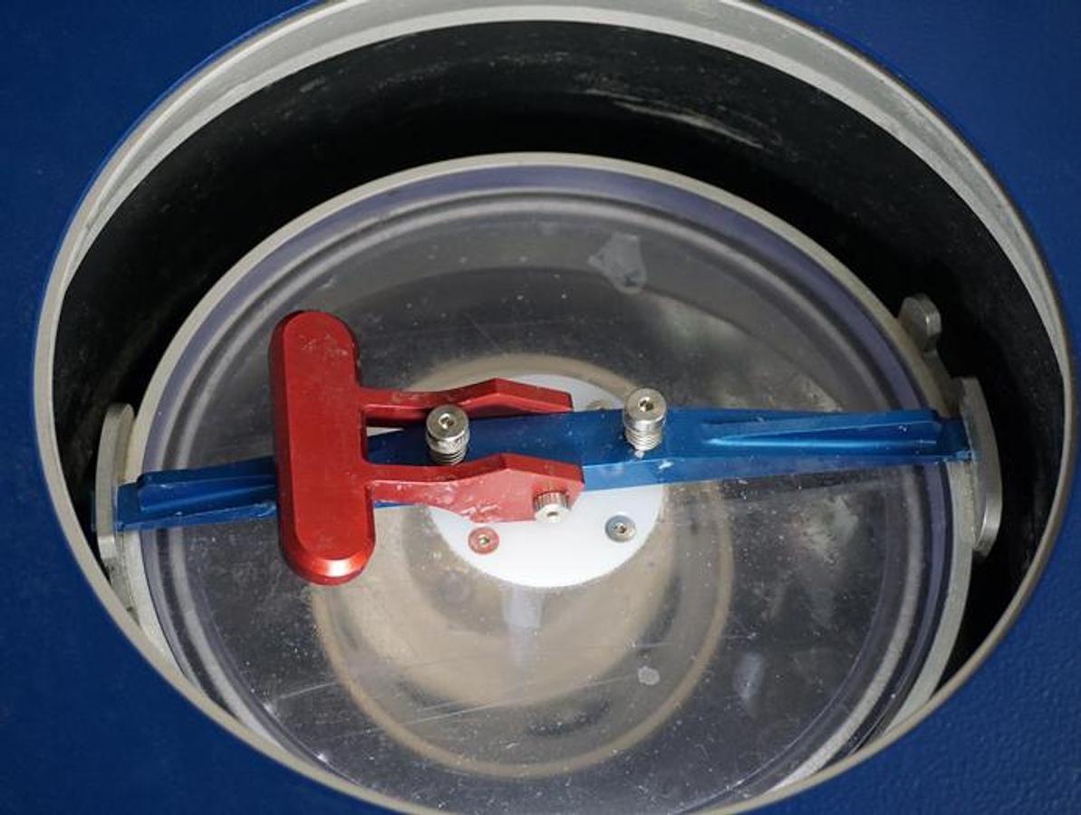 Used 2020 Hauschild DAC 1100.2 VAC speedmixer with maximum weight capacity per container 1100 grams